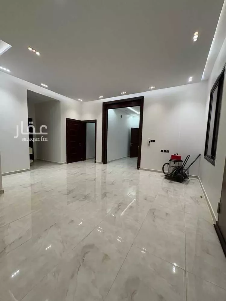 دور للبيع في شارع السيف, حي الجنادرية, مدينة الرياض, منطقة الرياض صورة 5