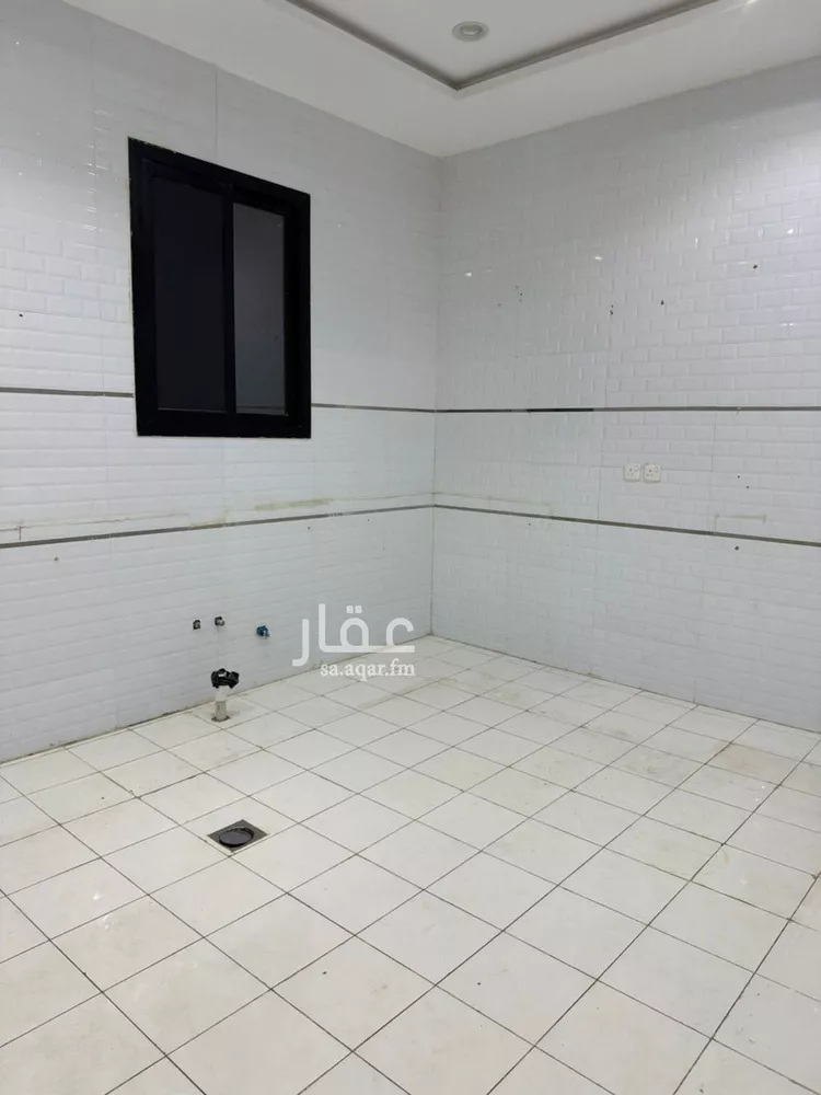 فيلا للإيجار في شارع عبدالله بن حبان, حي الرمال, مدينة الرياض, منطقة الرياض صورة 2
