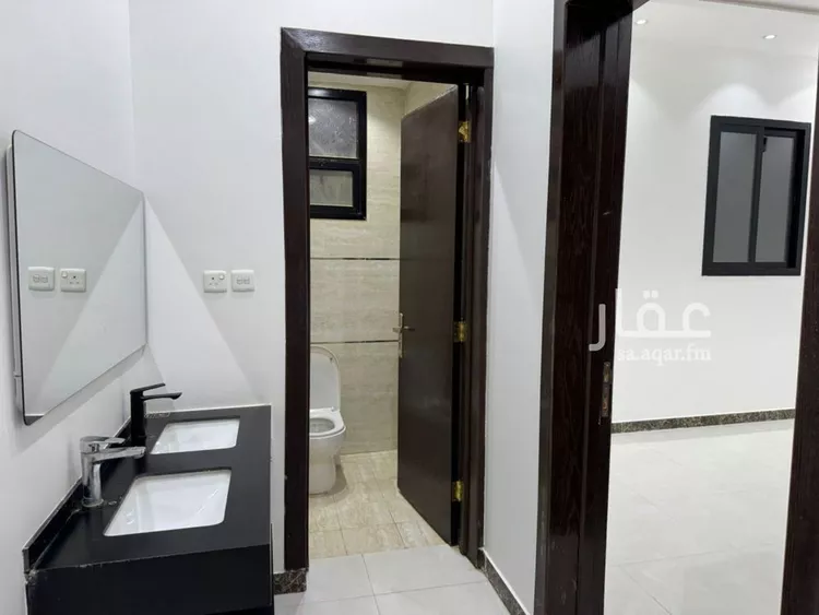 فيلا للإيجار في شارع عبدالله بن حبان, حي الرمال, مدينة الرياض, منطقة الرياض صورة 4