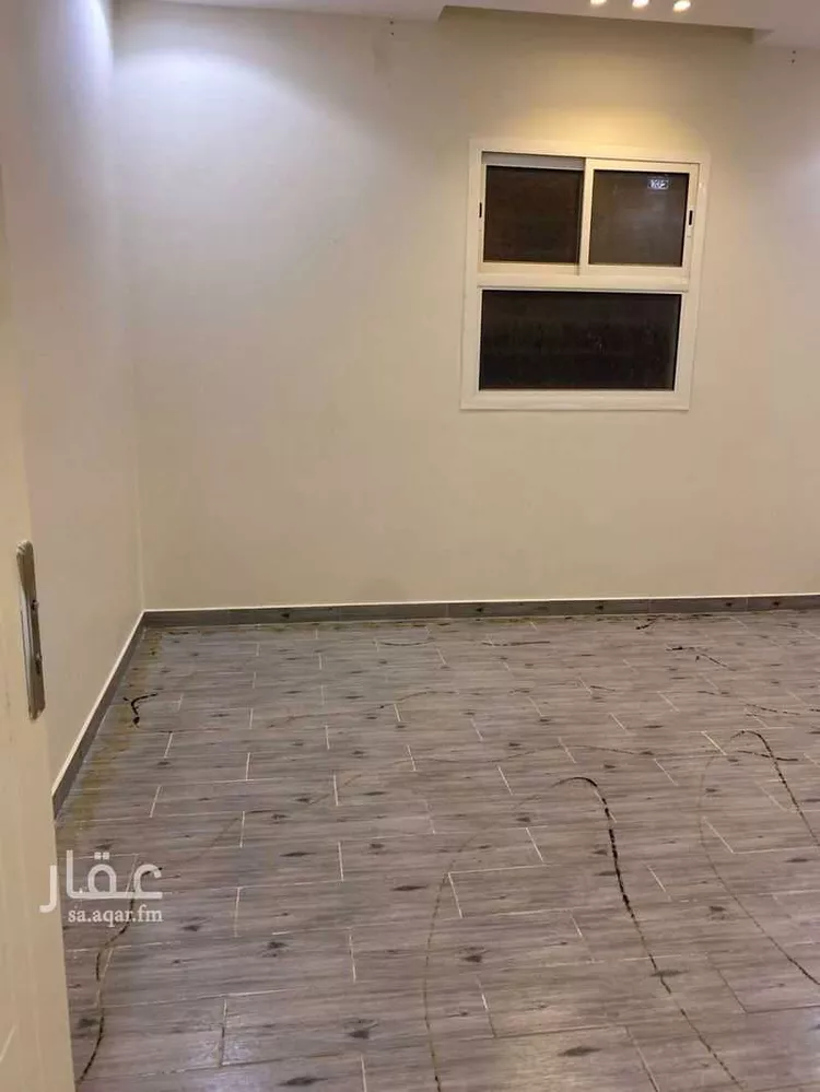 دور للبيع في شارع عاقل بن حبيب, حي عكاظ, مدينة الرياض, منطقة الرياض 7