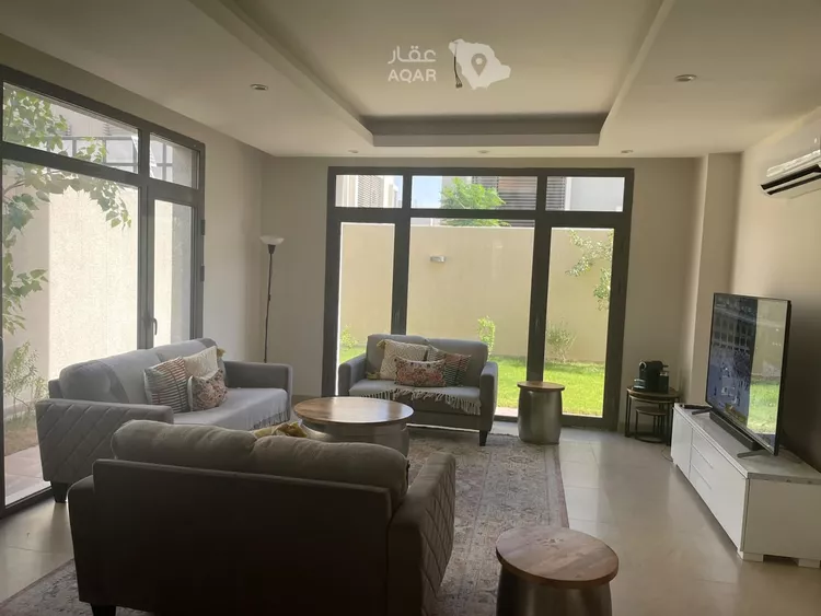 فيلا للبيع في شارع الجارة, حي الرمال, مدينة الرياض, منطقة الرياض 3