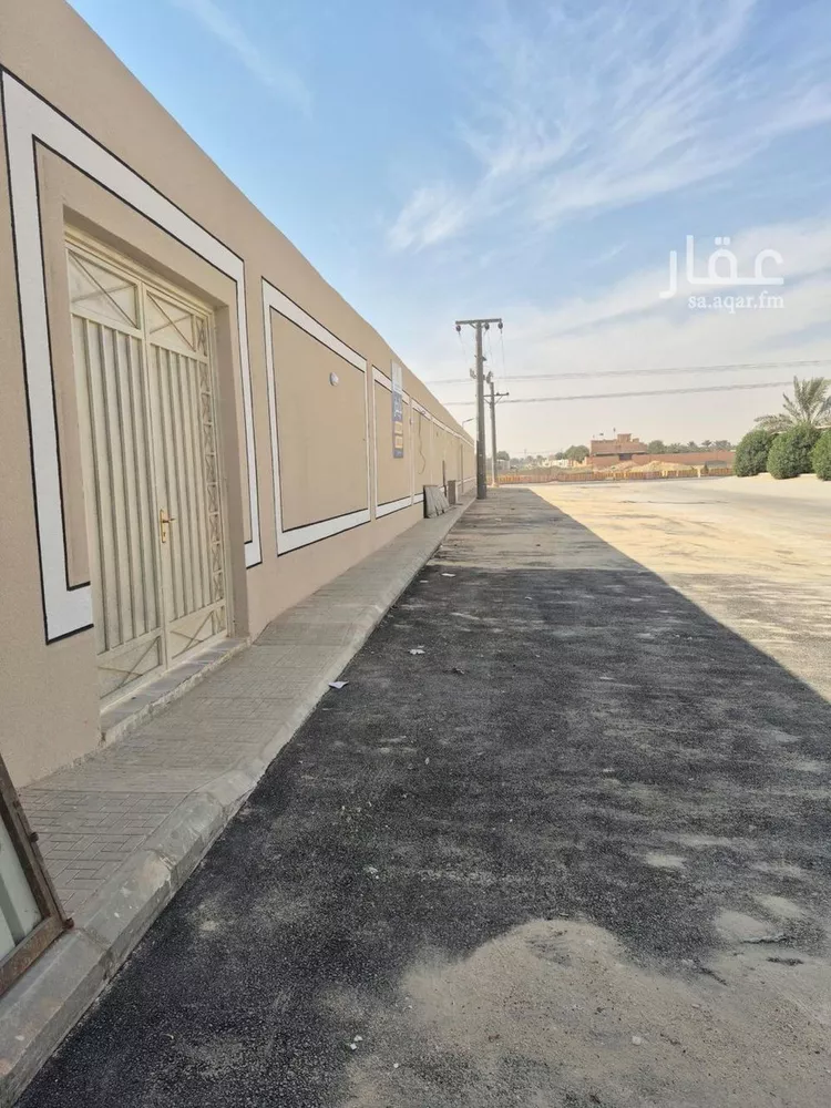 Building for Rent in Riyadh Ar Rimal 7