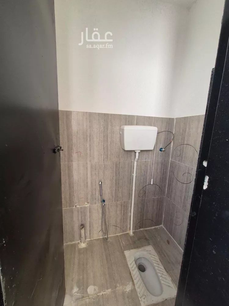 Building for Rent in Riyadh Ar Rimal 8