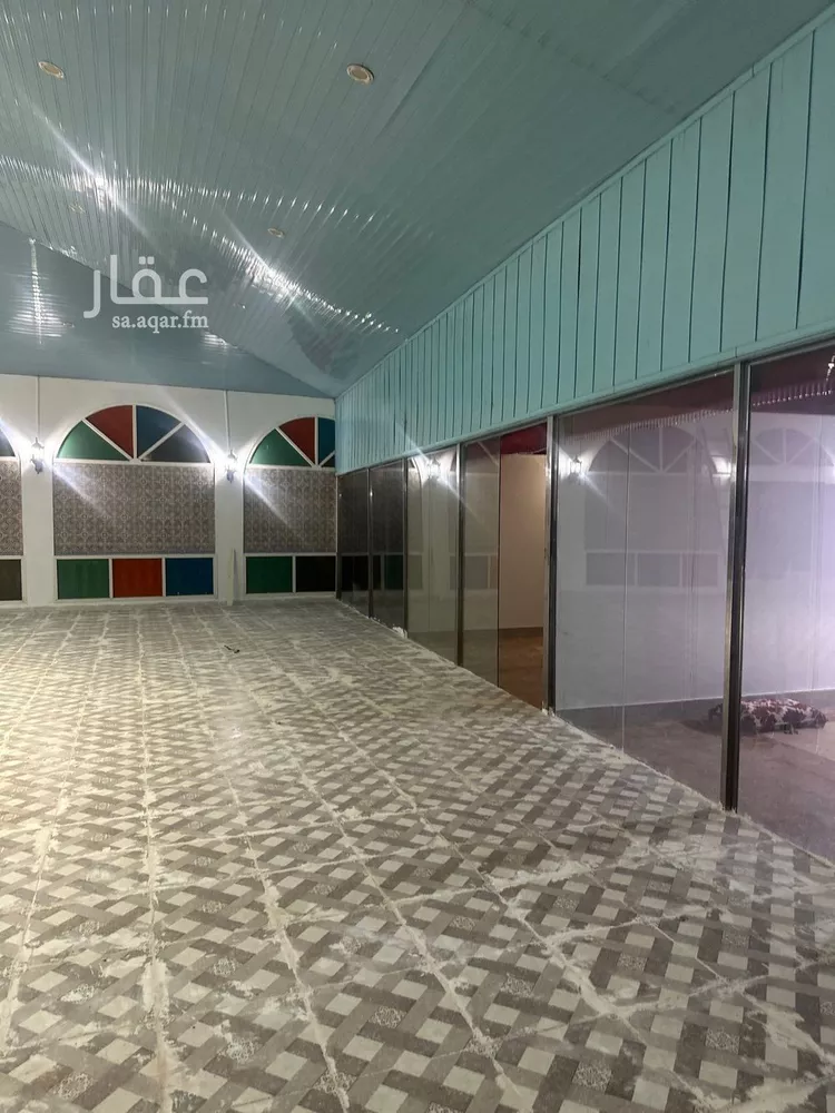 مجمع للإيجار في شارع البساتين, حي الرمال, مدينة الرياض, منطقة الرياض 15