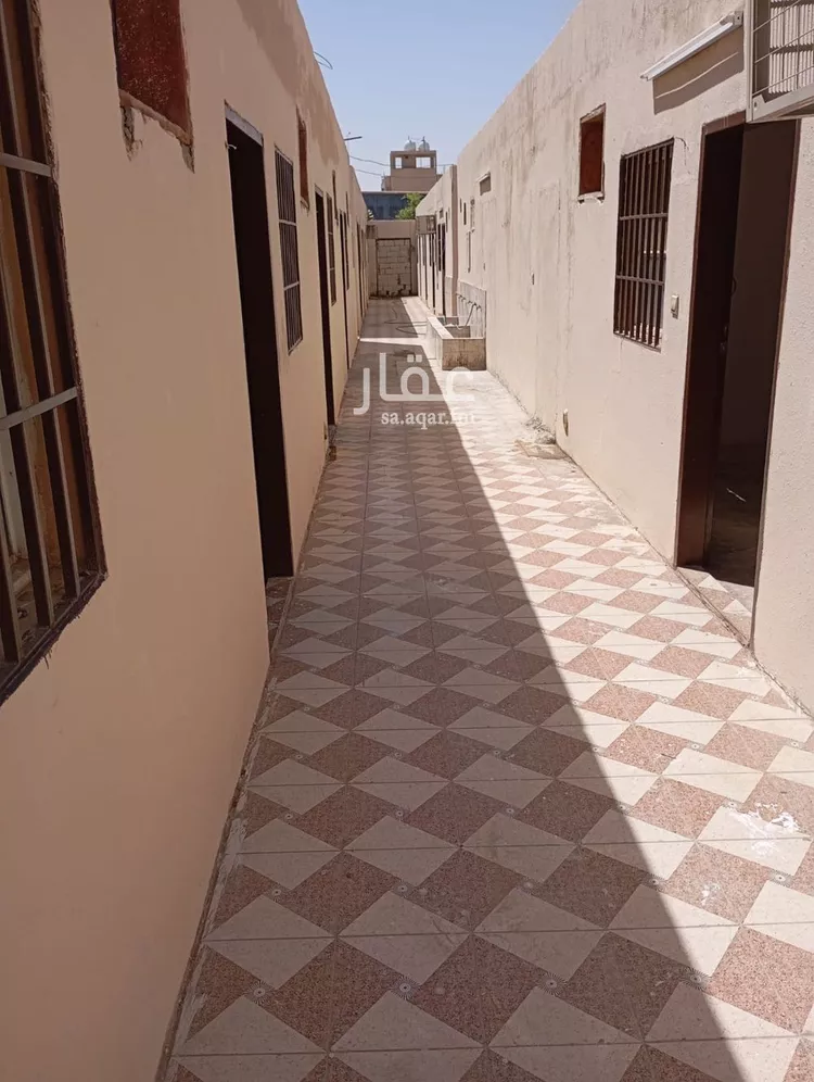 مجمع للإيجار في شارع ربيعه بن الحارث, حي الرمال, مدينة الرياض, منطقة الرياض 6