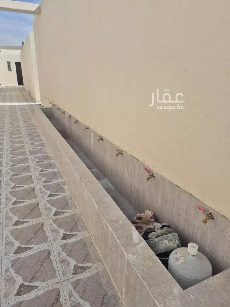 Building for Rent in Riyadh Ar Rimal 6