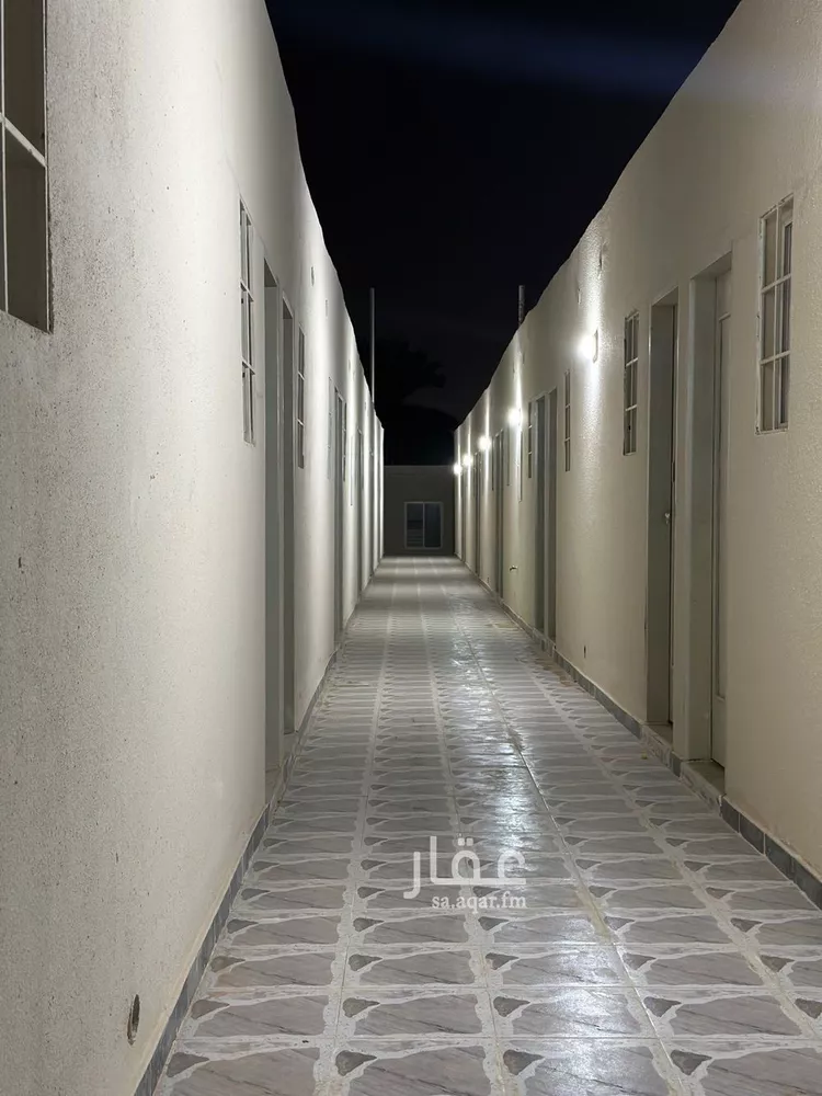 مجمع للإيجار في شارع البساتين, حي الرمال, مدينة الرياض, منطقة الرياض 14
