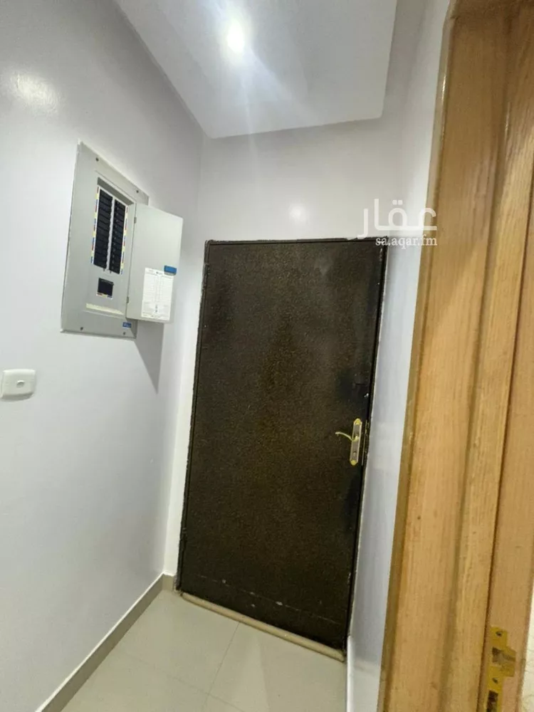 شقة للإيجار في شارع رقم 42, حي الندوة, مدينة الرياض, منطقة الرياض