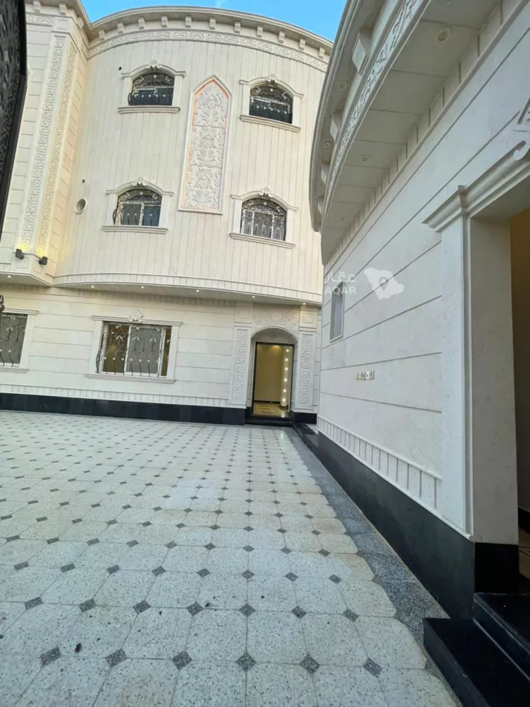 فيلا للبيع في شارع رقم 425, حي المونسية, مدينة الرياض, منطقة الرياض 18