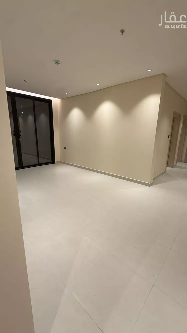 شقة للإيجار في شارع عبدالله المويس, حي الرمال, مدينة الرياض, منطقة الرياض 15