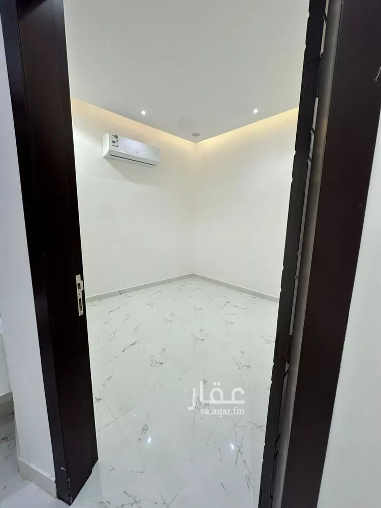 شقة للإيجار في شارع جمال الدين أبي السعود ظهيرة, حي الرمال, مدينة الرياض, منطقة الرياض