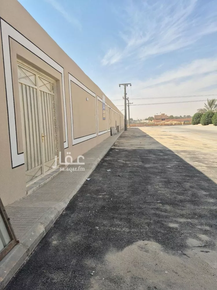 مجمع للإيجار في شارع البساتين, حي الرمال, مدينة الرياض, منطقة الرياض 11