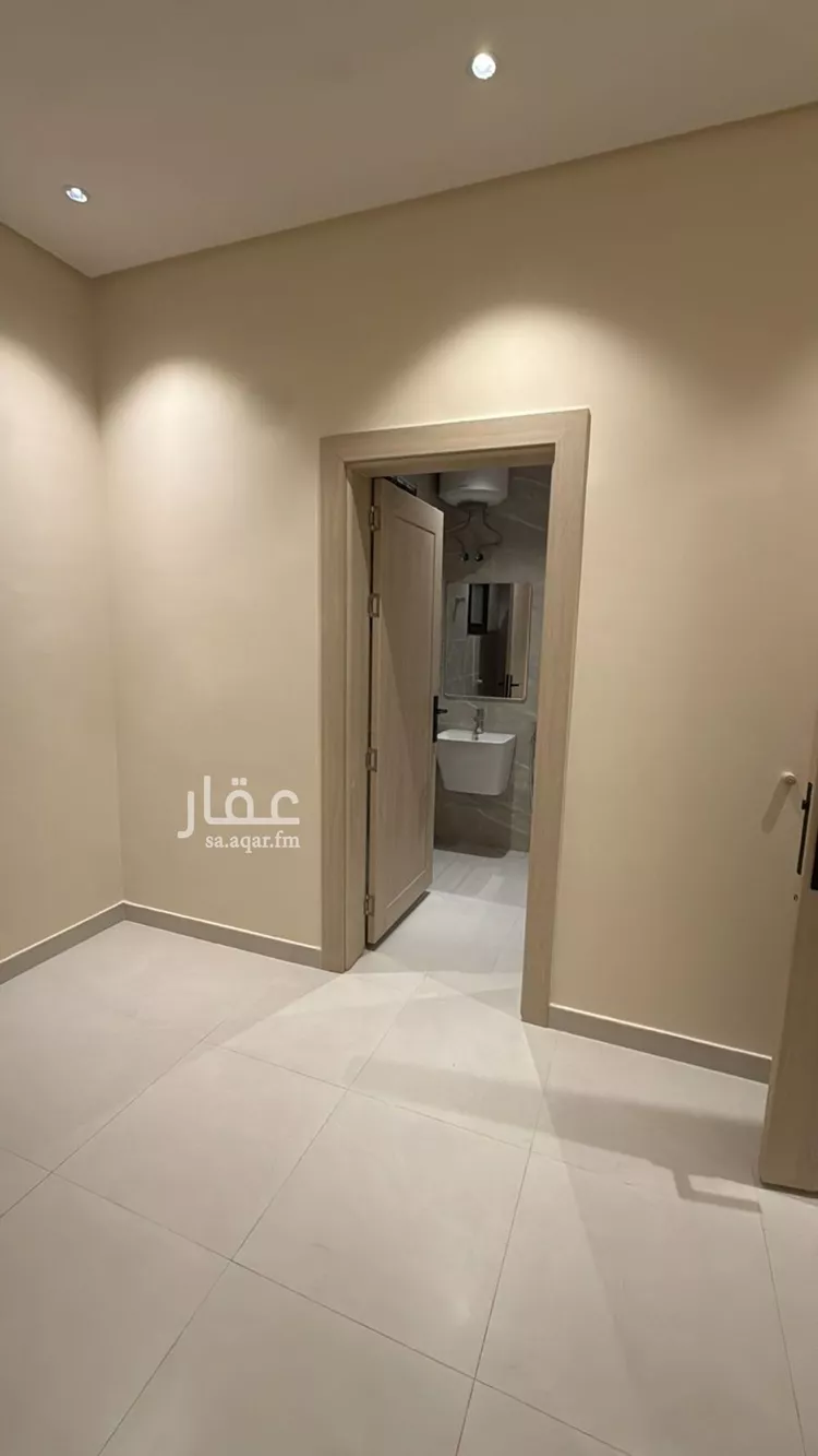 شقة للإيجار في شارع عبدالله المويس, حي الرمال, مدينة الرياض, منطقة الرياض 7