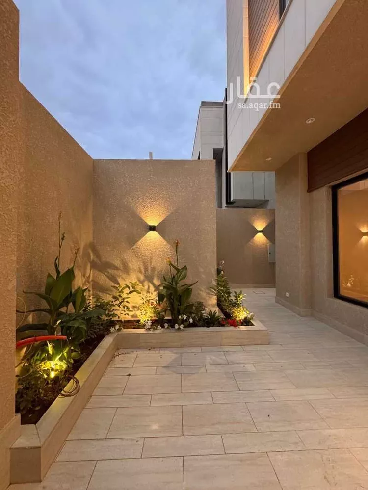 فيلا للبيع في شارع ابن أبي عذيبة, حي القيروان, مدينة الرياض, منطقة الرياض صورة 2