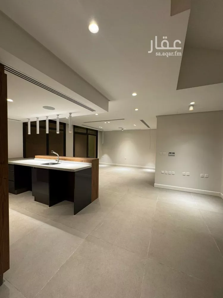 فيلا للبيع في شارع تاج الدين الكندي, حي العارض, مدينة الرياض, منطقة الرياض صورة 3