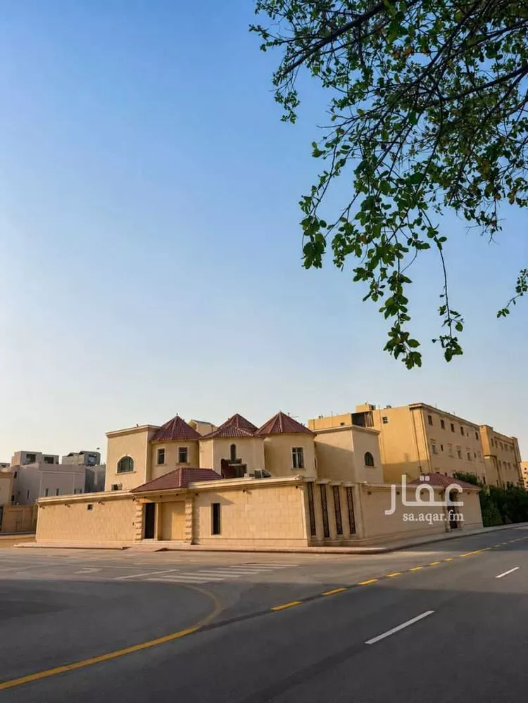 فيلا للبيع في شارع الخنساء, حي لبن, مدينة الرياض, منطقة الرياض
