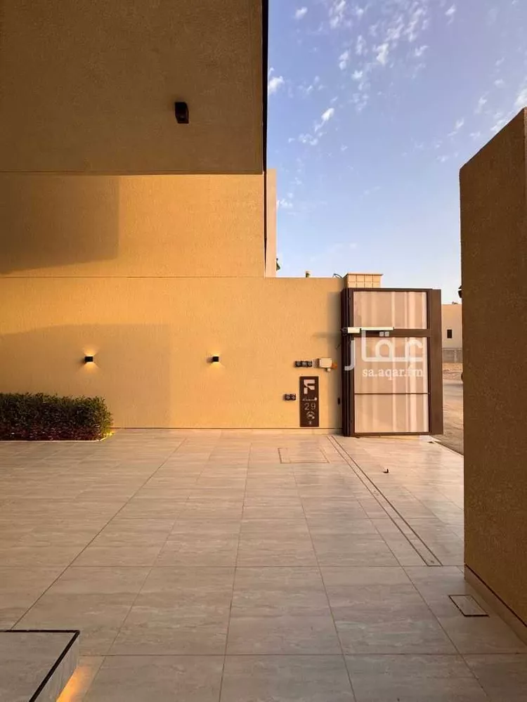 فيلا للبيع في شارع مساعد بن أحمد السديري, حي العارض, مدينة الرياض, منطقة الرياض صورة 2