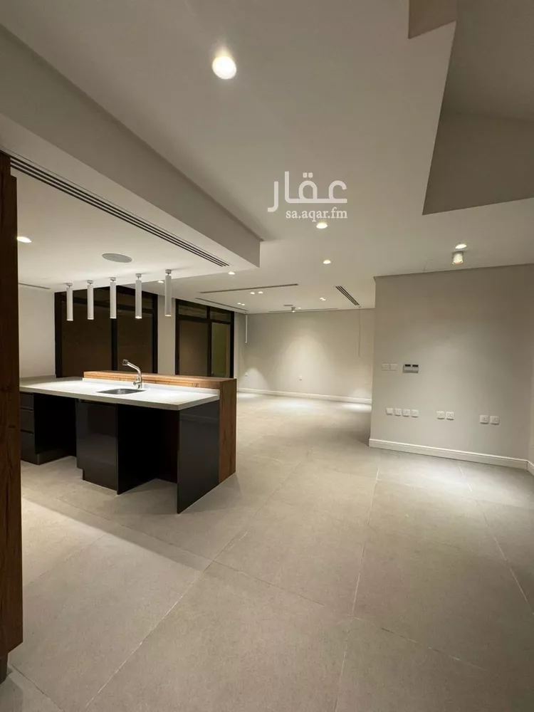 فيلا للبيع في شارع تاج الدين الكندي, حي العارض, مدينة الرياض, منطقة الرياض صورة 2