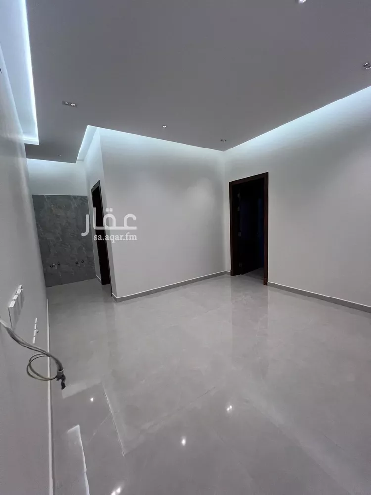 فيلا للبيع في شارع الوادي الأبيض, حي المهدية, مدينة الرياض, منطقة الرياض 11