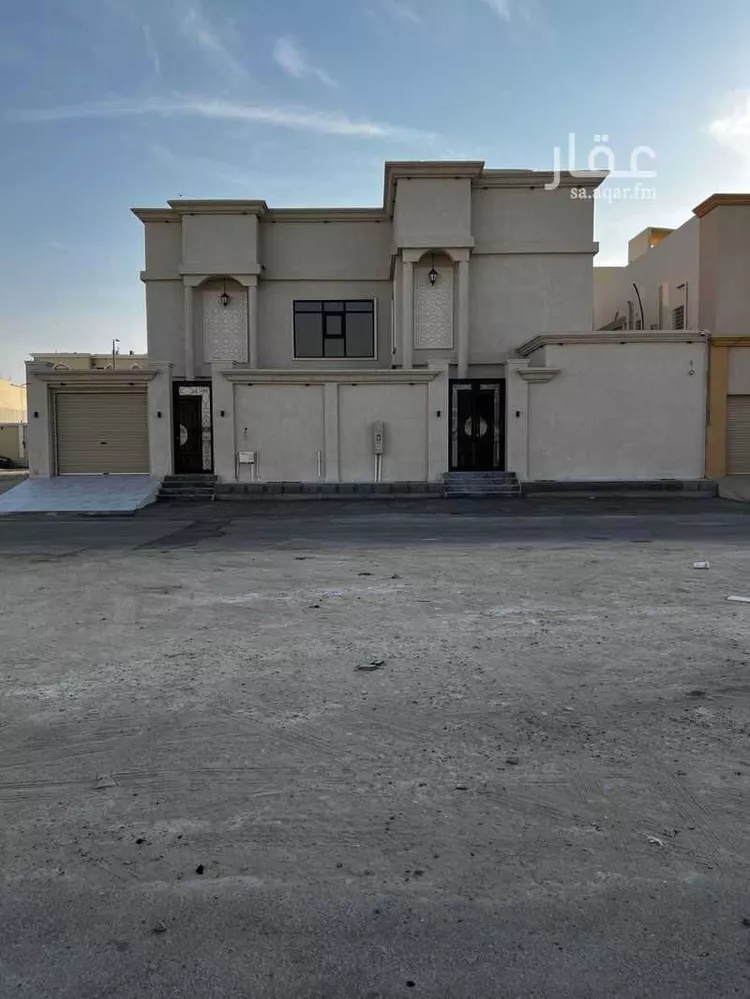 فيلا للبيع في شارع الندوة, حي العزيزية الأول, مدينة الاحساء, المنطقة الشرقية صورة 2