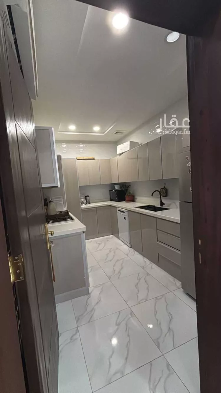 شقة للبيع في شارع خالد بن ربيعه بن مر بن حارثه, حي الحمدانية, مدينة جدة, منطقة مكة المكرمة صورة 2