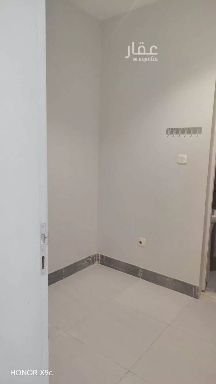 شقة للإيجار في شارع أحمد بن عمرو بن السرح, حي الحمدانية, مدينة جدة, منطقة مكة المكرمة 1 صورة