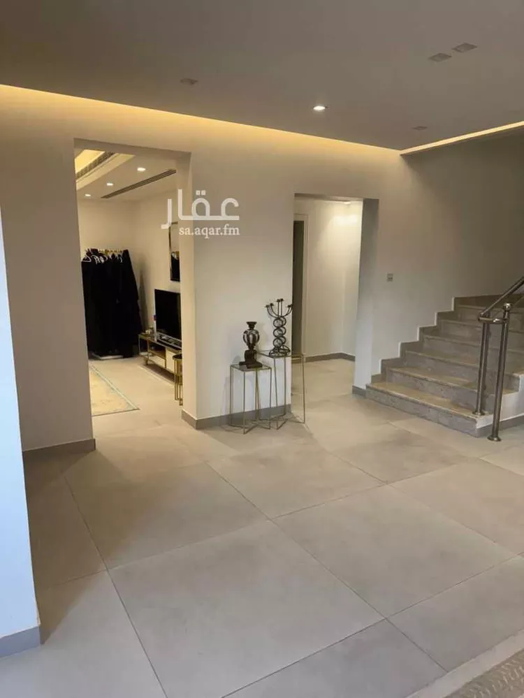فيلا للبيع في شارع أبي عقبة الثقفي, حي الملك فهد, مدينة الرياض, منطقة الرياض