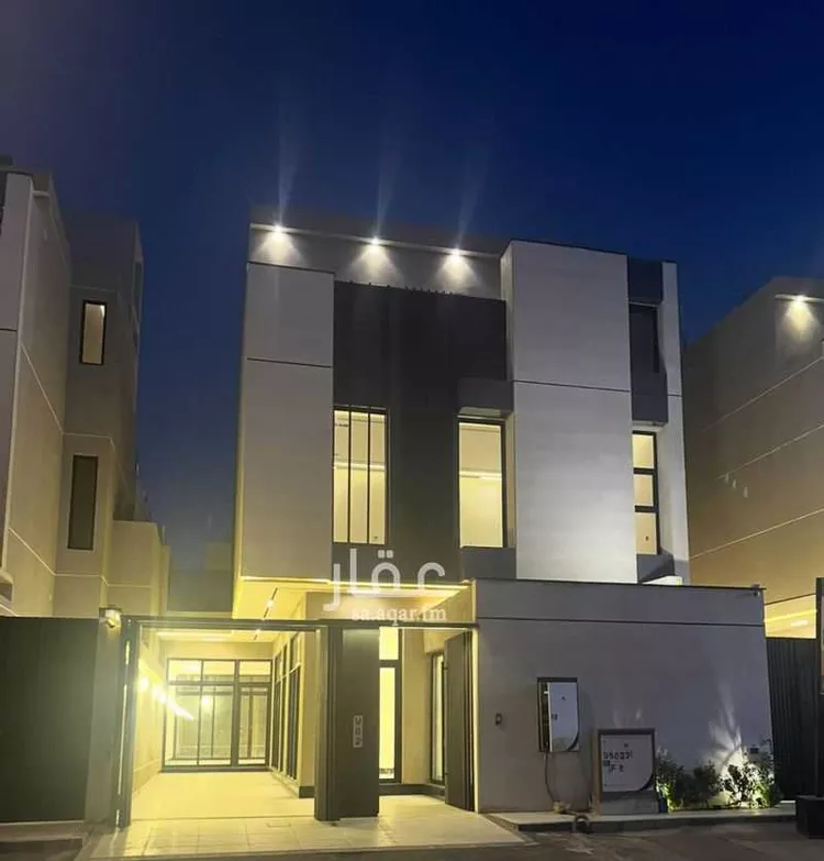 فيلا للبيع في شارع وادي الساحل, حي الرمال, مدينة الرياض, منطقة الرياض