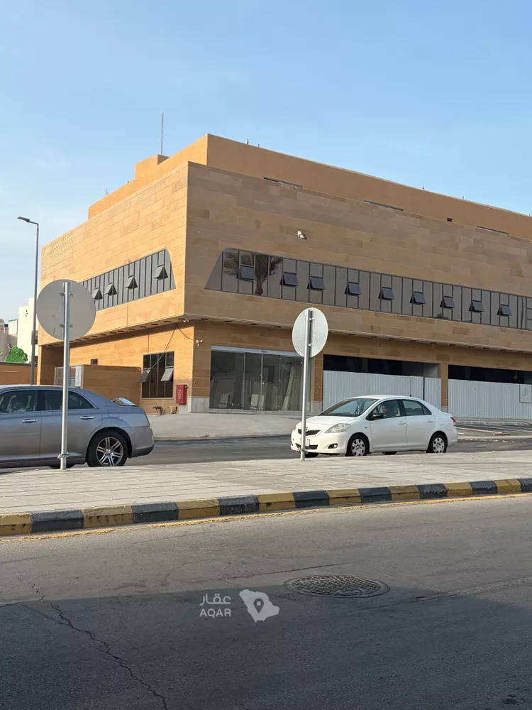 مجمع للبيع في شارع أبي الدرداء, حي الروضة, مدينة الرياض, منطقة الرياض