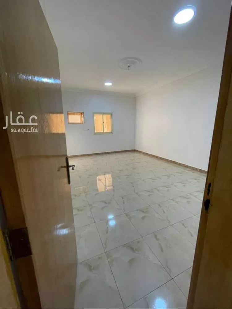 شقة للإيجار في شارع اياد ابو السمح, حي الروضة, مدينة جازان, منطقة جازان صورة 3