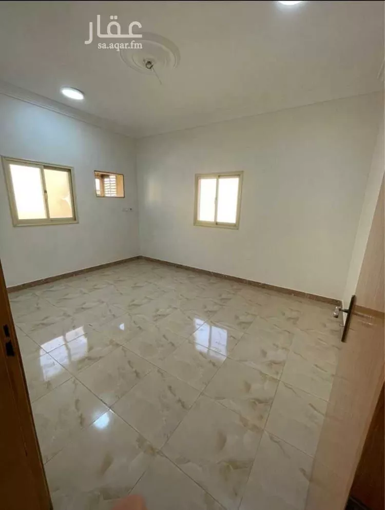 شقة للإيجار في شارع اياد ابو السمح, حي الروضة, مدينة جازان, منطقة جازان صورة 4