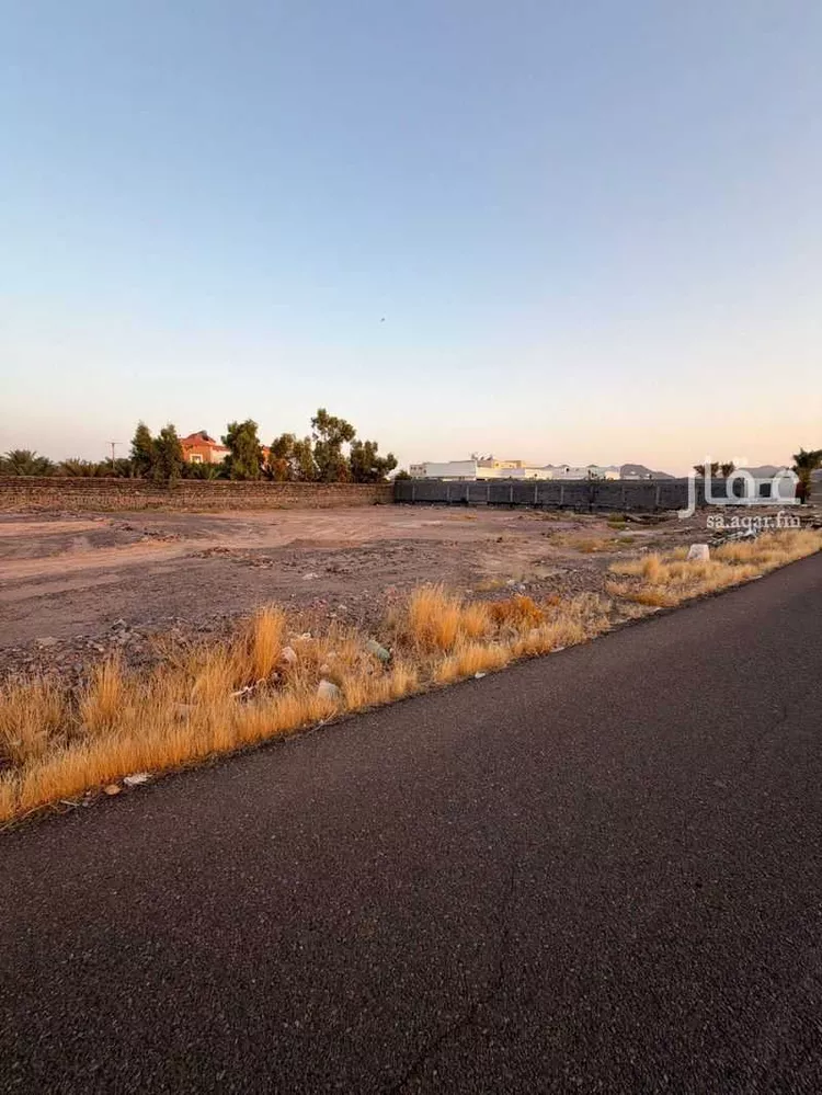 Land for Sale in Medina Al Ghabah 1 صورة