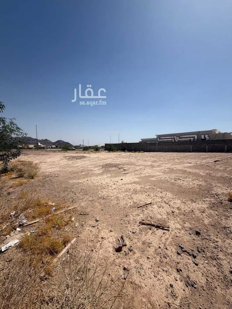 أرض للبيع في شارع عباد ابن ابي صالح, حي الغابة, مدينة المدينة المنورة, منطقة المدينة المنورة صورة 4