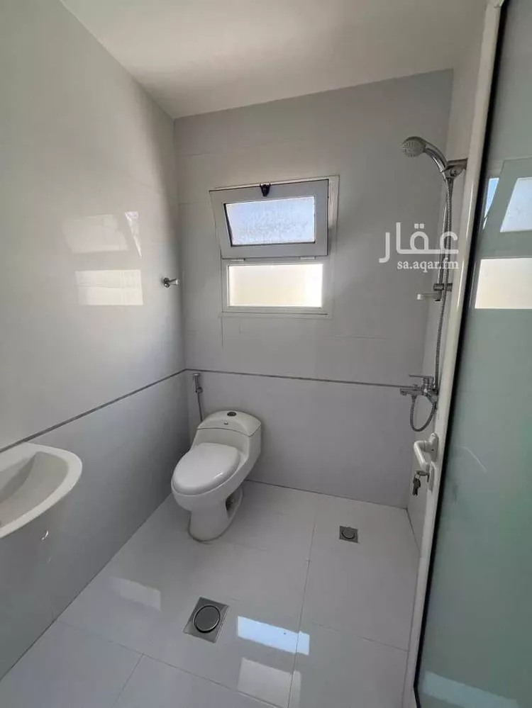 غرفة للإيجار في شارع دبسان, حي هجر, مدينة الدمام, المنطقة الشرقية صورة 4