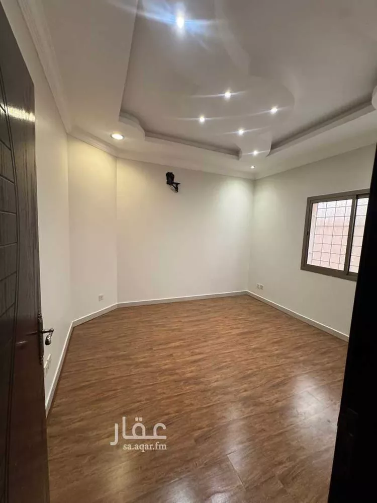 Building for Rent in Dhahran Hajar صورة 3