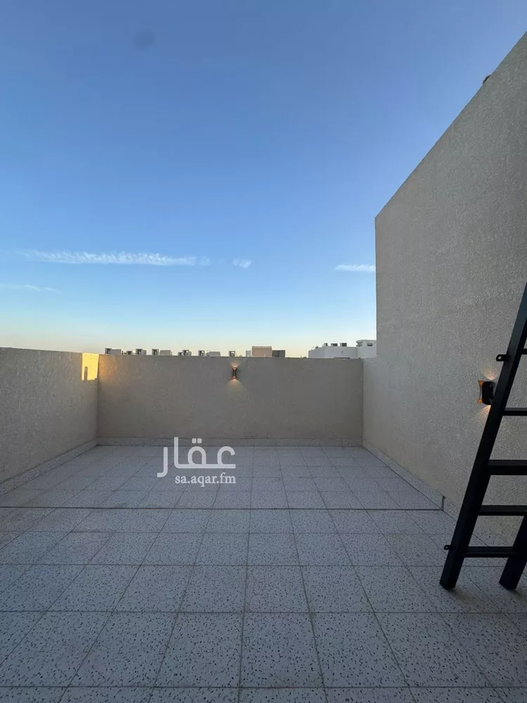 فيلا للبيع في شارع يوسف الشافعي, حي العارض, مدينة الرياض, منطقة الرياض صورة 2