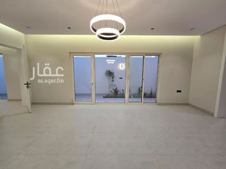 فيلا للبيع في شارع محمد بن خالد, حي العارض, مدينة الرياض, منطقة الرياض صورة 5