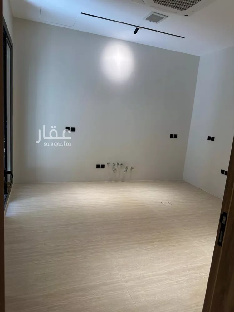 دور للبيع في شارع علي السنجاري, حي القيروان, مدينة الرياض, منطقة الرياض 10