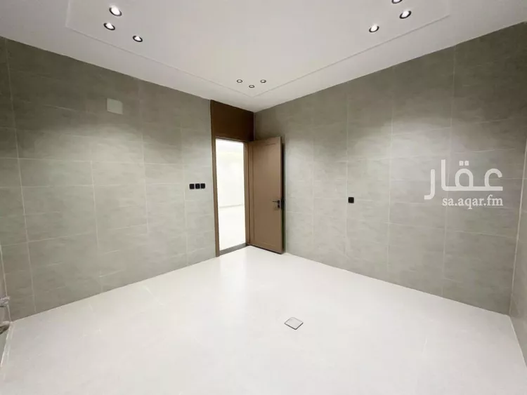 Floor for Sale in Riyadh Tuwaiq صورة 4