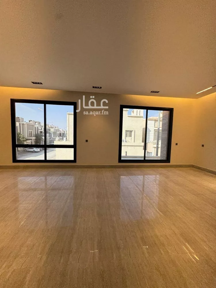 فيلا للبيع في شارع مافيه اسم , حي الرمال, مدينة الرياض, منطقة الرياض صورة 3