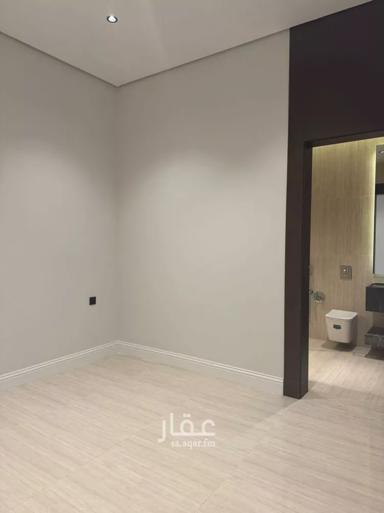 فيلا للبيع في شارع يوسف الشافعي, حي العارض, مدينة الرياض, منطقة الرياض صورة 4