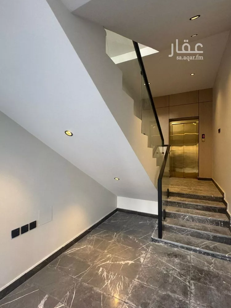 فيلا للبيع في شارع خلف بن هدهد, حي العارض, مدينة الرياض, منطقة الرياض صورة 4