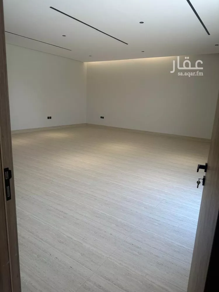 دور للبيع في شارع علي السنجاري, حي القيروان, مدينة الرياض, منطقة الرياض صورة 2