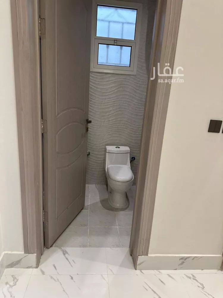 دور للبيع في شارع حسن مشاط, حي عكاظ, مدينة الرياض, منطقة الرياض 13