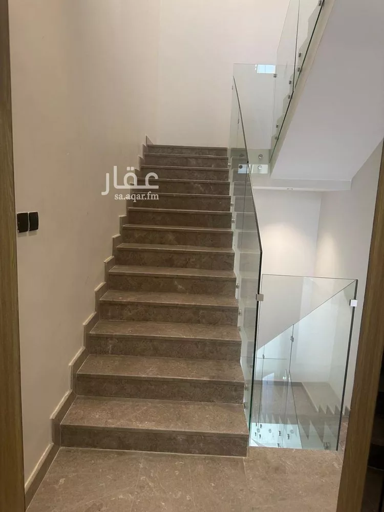 دور للبيع في شارع علي السنجاري, حي القيروان, مدينة الرياض, منطقة الرياض صورة 5