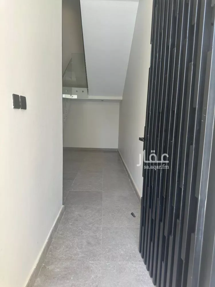 دور للبيع في شارع علي السنجاري, حي القيروان, مدينة الرياض, منطقة الرياض 11