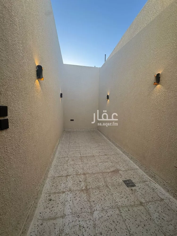 فيلا للبيع في شارع خلف بن هدهد, حي العارض, مدينة الرياض, منطقة الرياض صورة 5