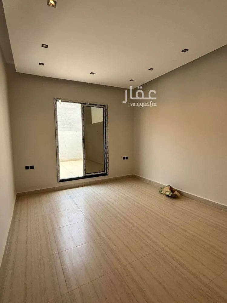 دور للبيع في شارع محمد بن بشر, حي العارض, مدينة الرياض, منطقة الرياض صورة 3