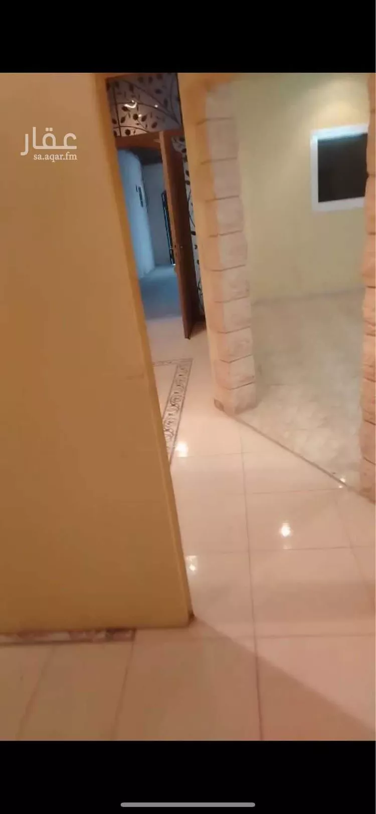 فيلا للبيع في شارع ابي داؤود, حي ظهرة العودة شرق, مدينة الدرعية, منطقة الرياض