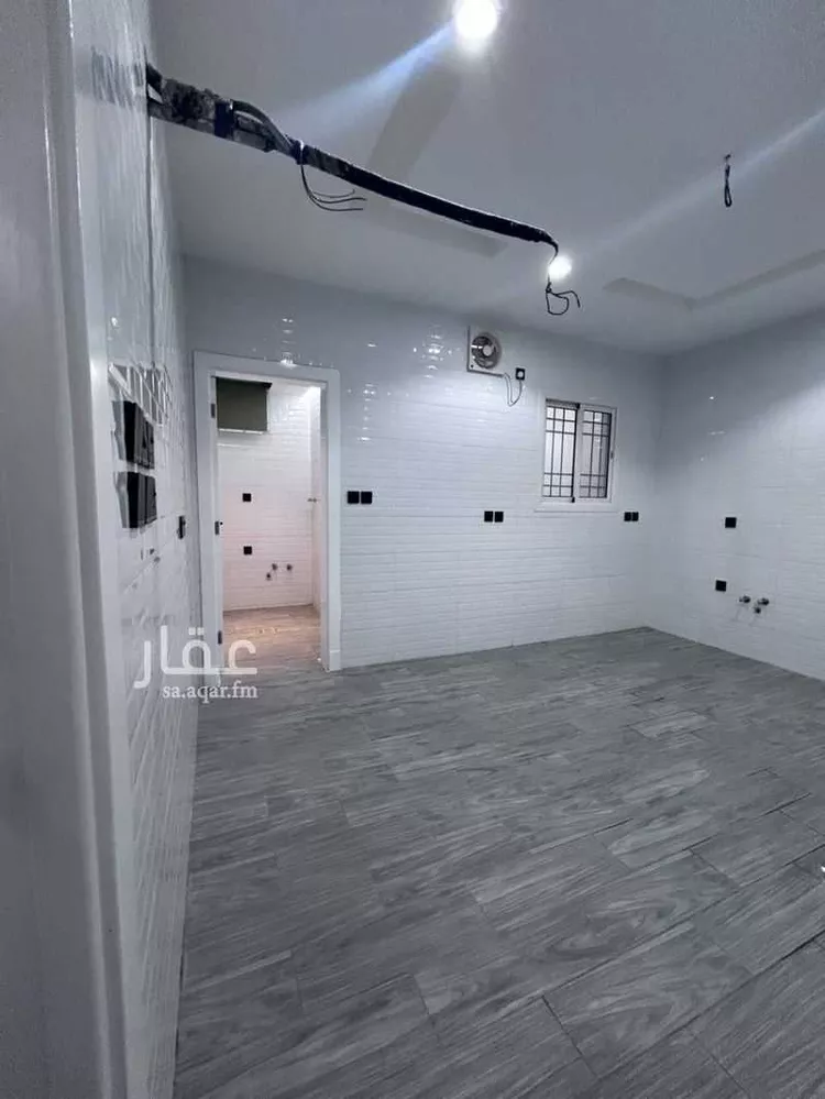 دور للبيع في شارع ابن القرطبي, حي الدويخلة, مدينة المدينة المنورة, منطقة المدينة المنورة